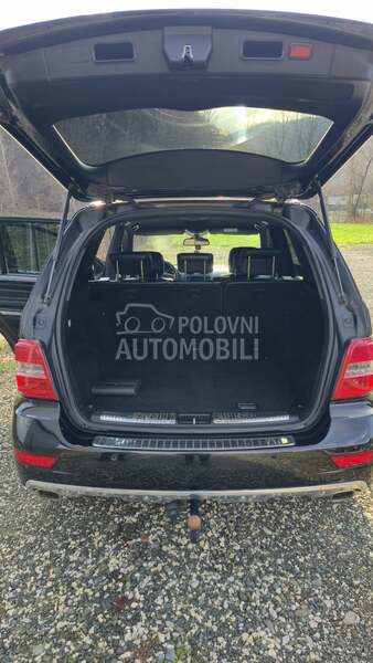 Mercedes Benz ML 300 Grand Edition