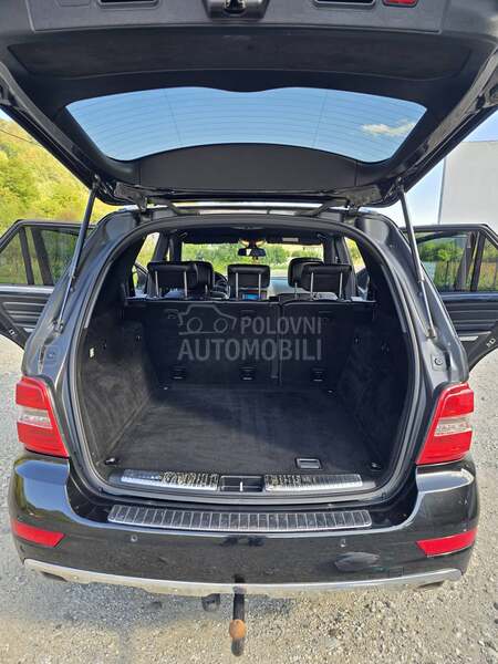 Mercedes Benz ML 300 