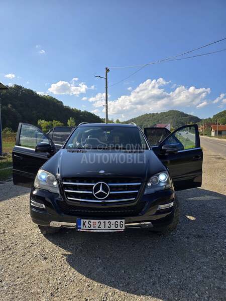 Mercedes Benz ML 300 