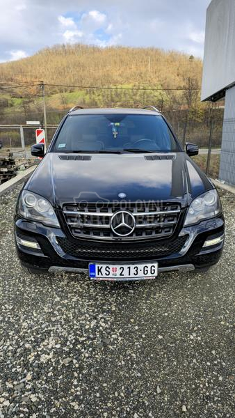 Mercedes Benz ML 300 Grand Edition