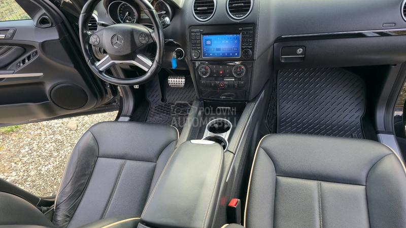 Mercedes Benz ML 300 Grand Edition