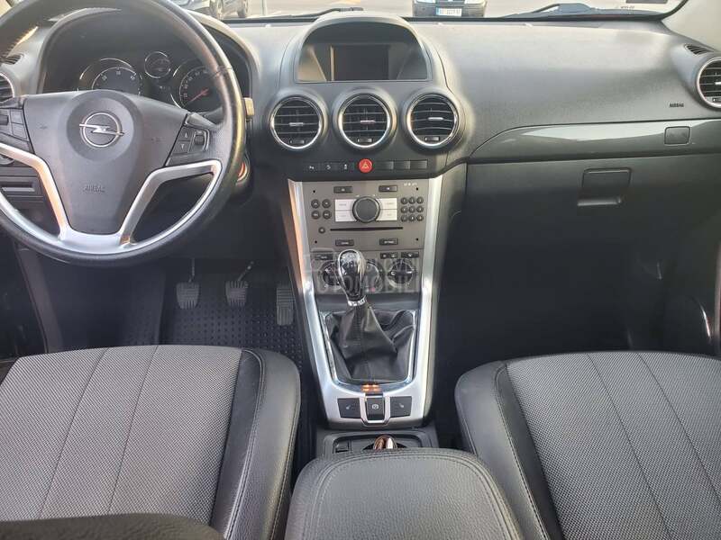 Opel Antara 