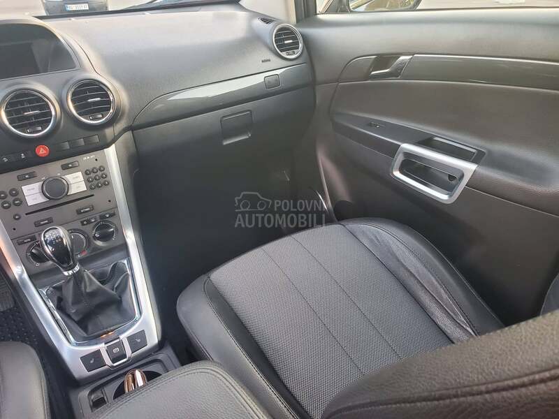 Opel Antara 