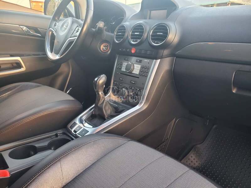 Opel Antara 