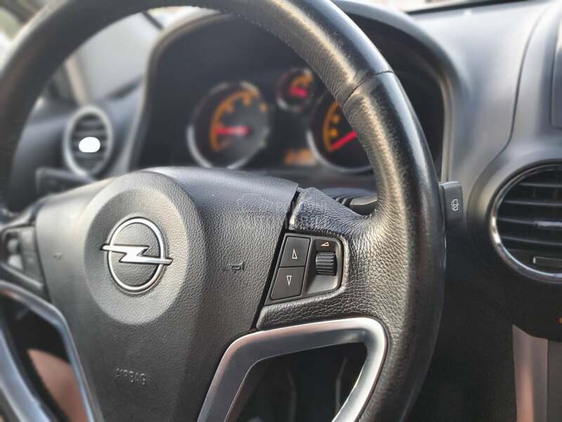 Opel Antara 