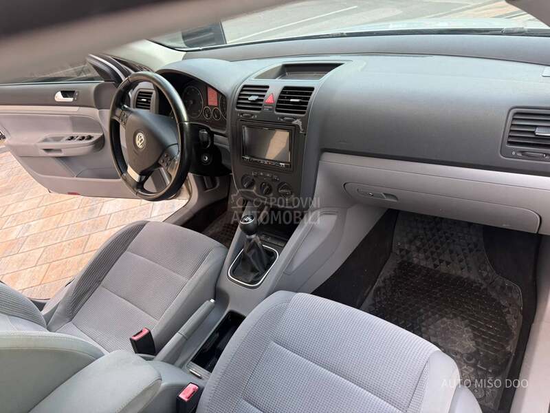 Volkswagen Golf 5 2,0 TDI