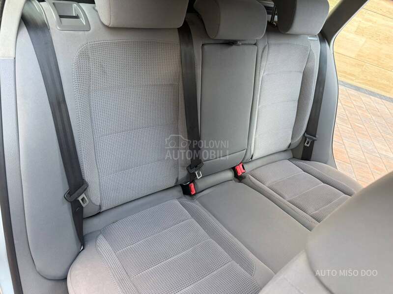 Volkswagen Golf 5 2,0 TDI