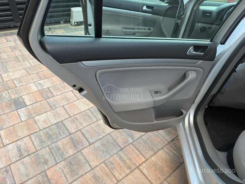 Volkswagen Golf 5 2,0 TDI