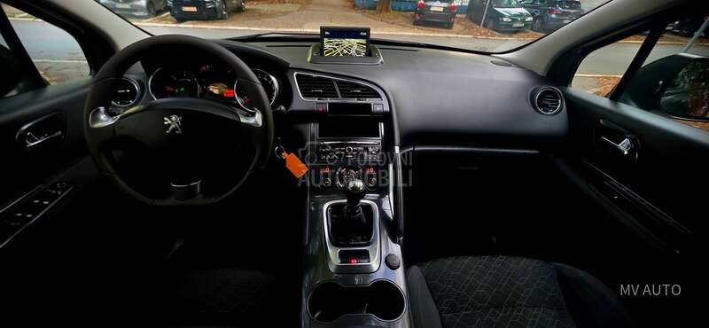 Peugeot 3008 1.6 EHDI STYLE