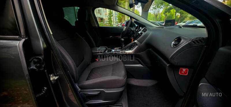 Peugeot 3008 1.6 EHDI STYLE