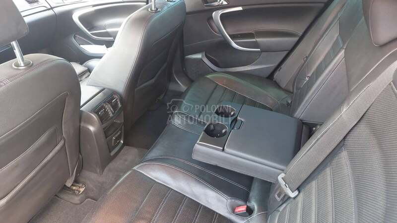 Opel Insignia 2.0 CDTI OPC LINE