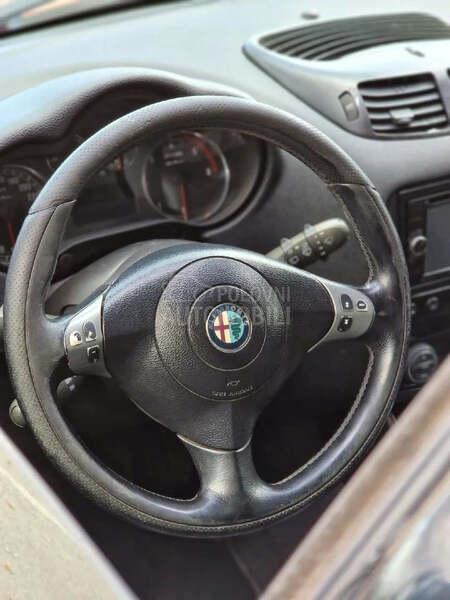 Alfa Romeo 147 