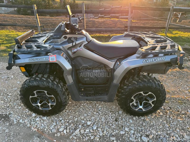 Can-Am outlander
