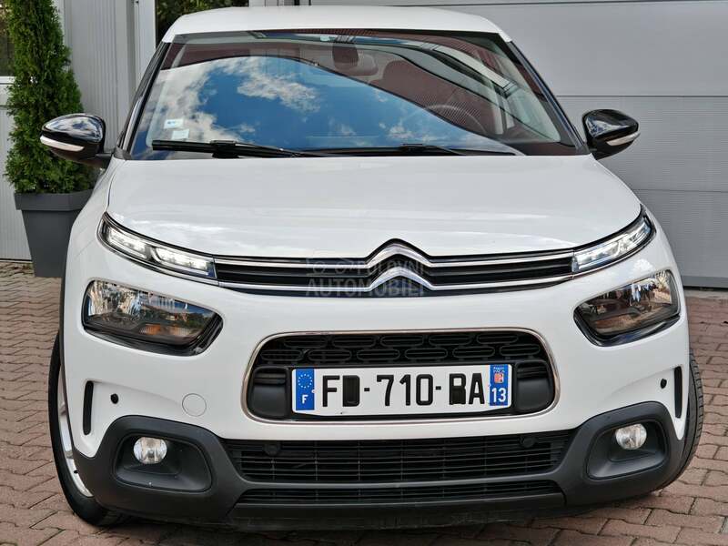Citroen C4 Cactus 1.5 HDi/ LIVE
