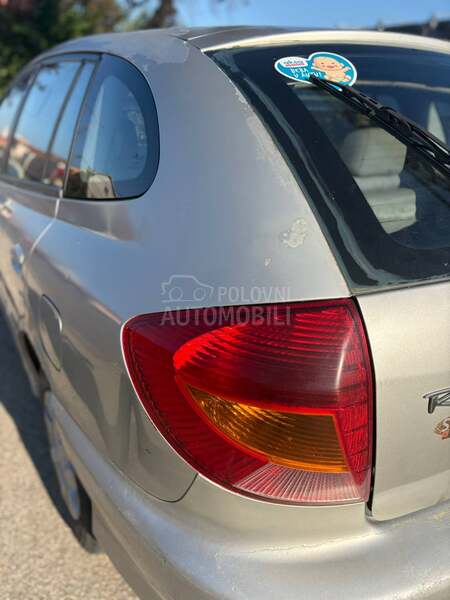 Delovi za Kia Rio 1,3 2002. god.