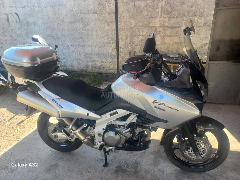 Suzuki v strom 1000