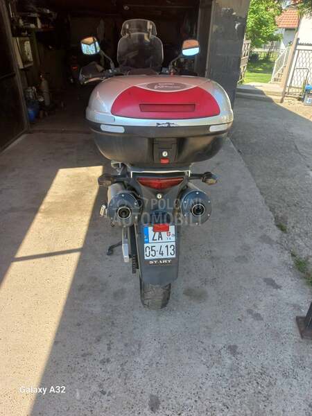 Suzuki v strom 1000