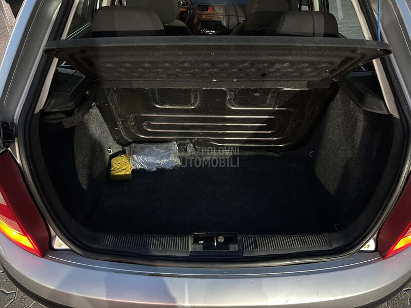 Škoda Fabia 1.2 HTP AUTOČAČAK