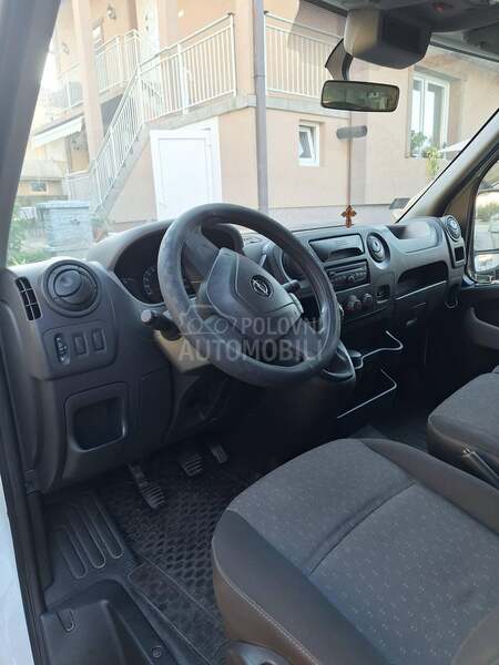 Opel Movano 