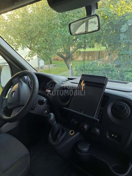 Opel Movano 