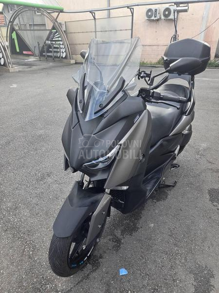 Yamaha X Max