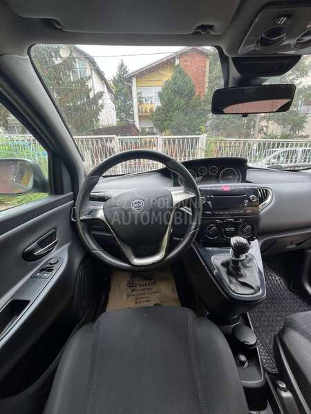 Lancia Ypsilon 1.2