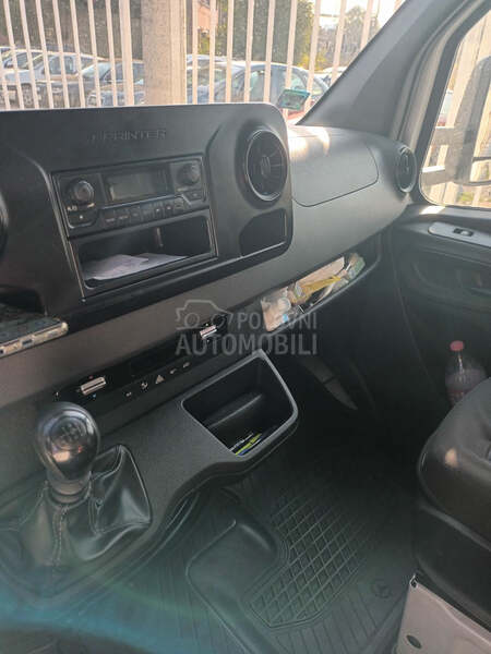Mercedes Benz SPRINTER