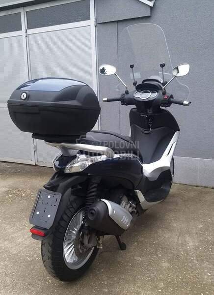 Piaggio Beverly