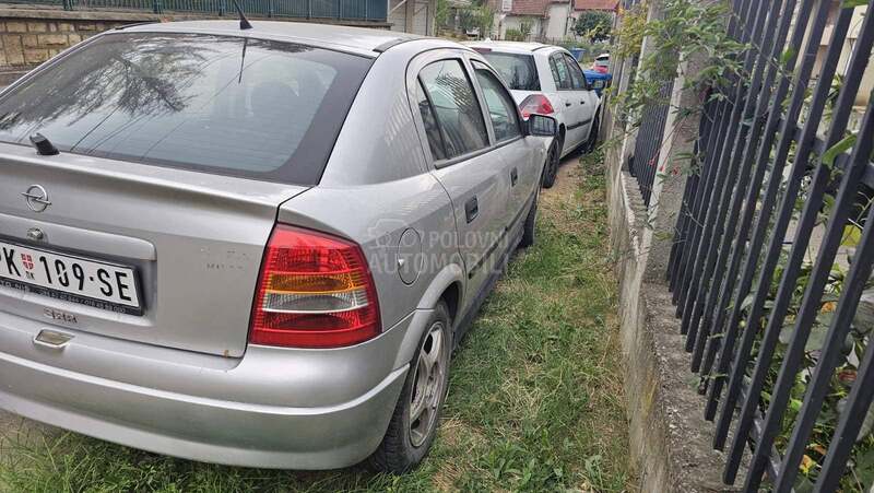 Opel Astra G 2.0