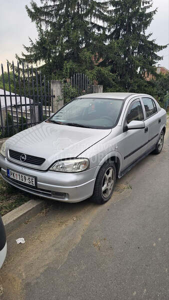 Opel Astra G 2.0