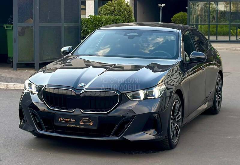 BMW 520 xd/hud/pano/iconic