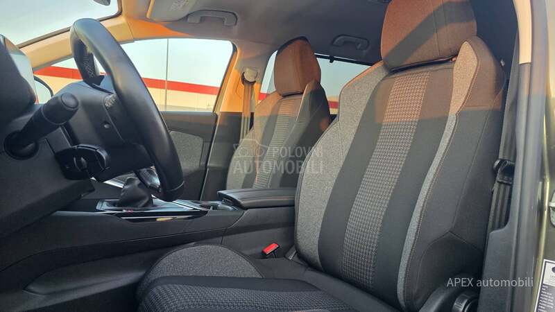 Peugeot 5008 1.5 BlueHdi