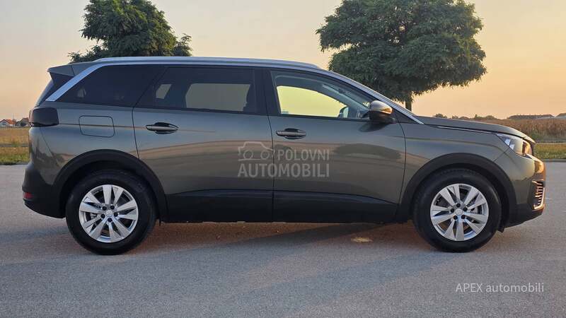 Peugeot 5008 1.5 BlueHdi