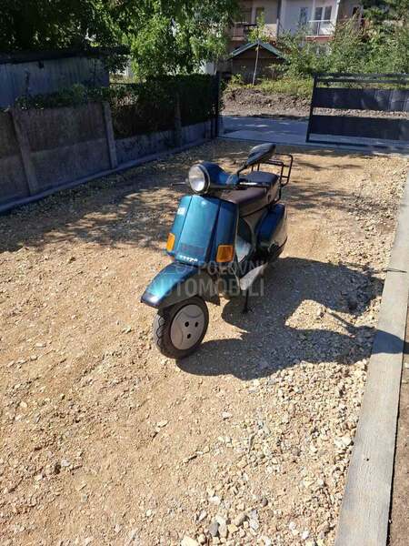 Piaggio Vespa 125