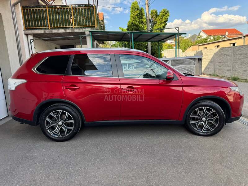 Mitsubishi Outlander 2.0 4x4 7 sed MATIK