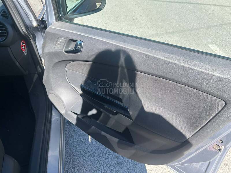 Opel Corsa D 1,2
