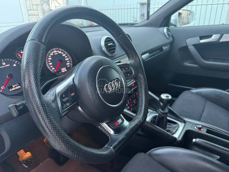 Audi A3 2.0TDI 3xS-line CH
