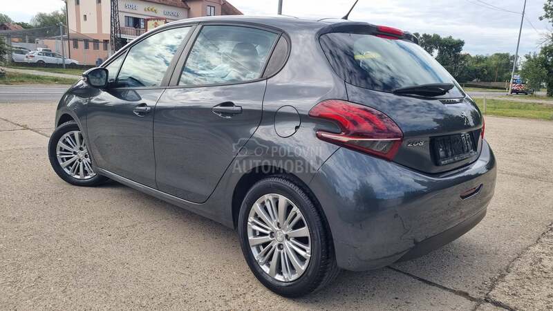 Peugeot 208 1.6 HDI