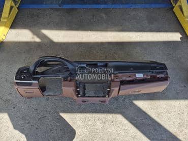 instrument tabla sa Hedp  f10 za BMW Serija 5 od 2010. do 2016. god.