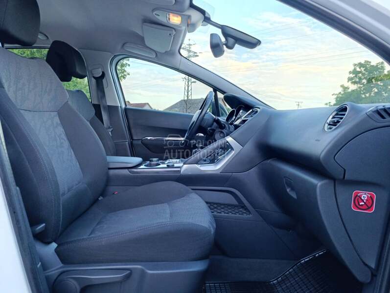 Peugeot 3008 2.0 HDI Perla