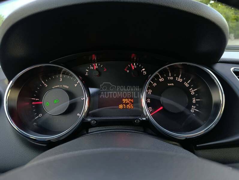 Peugeot 3008 2.0 HDI Perla