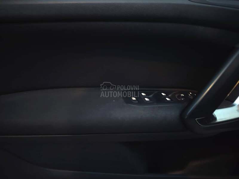 Peugeot 308 1.5 BHDI premium 130