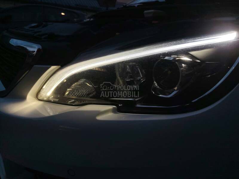 Peugeot 308 1.5 BHDI premium 130