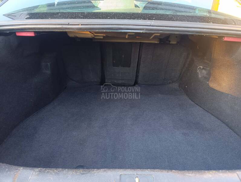 Peugeot 406 