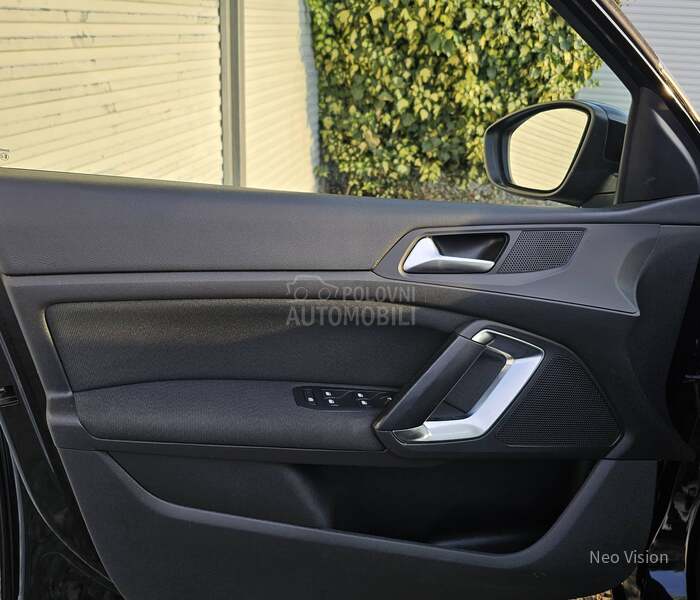 Peugeot 308 1.6 BlueHDI