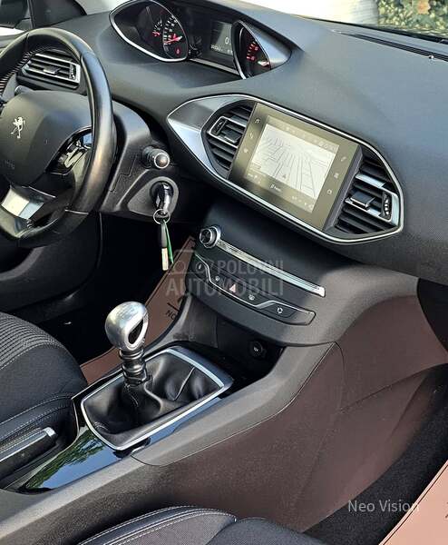 Peugeot 308 1.6 BlueHDI