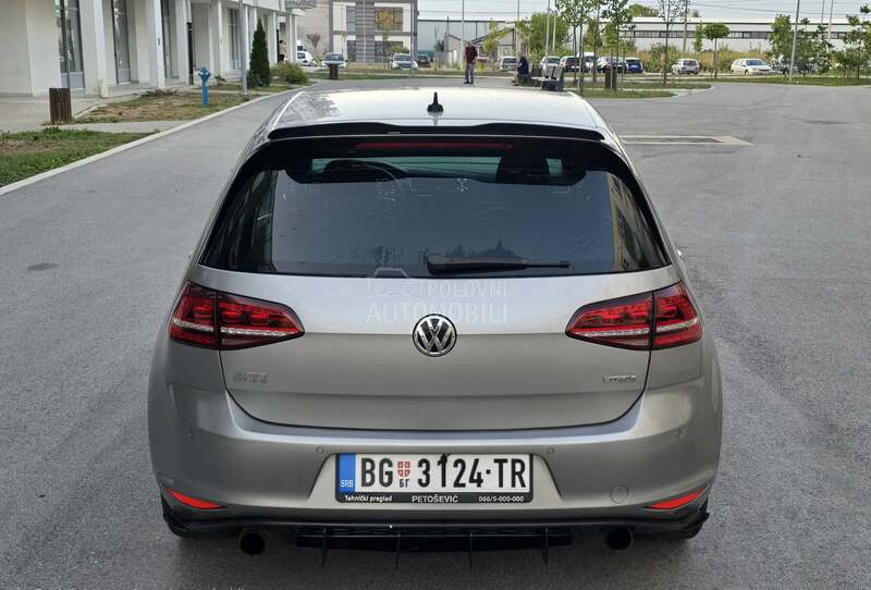 Volkswagen Golf 7 