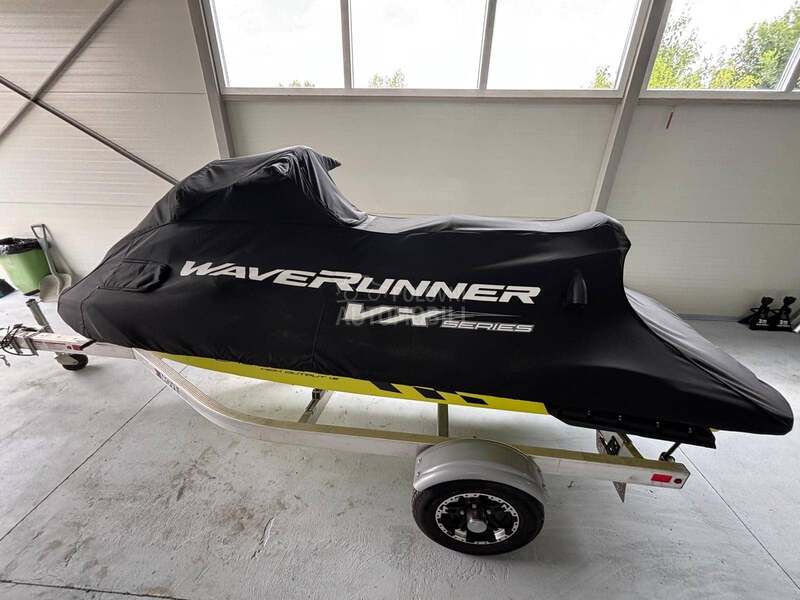 Yamaha wave runner