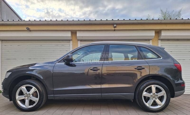 Audi Q5 E.x.t.r.a T.o.p Audi Q5 E.x.t.r.a T.o.p