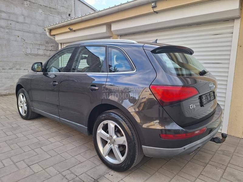 Audi Q5 E.x.t.r.a T.o.p Audi Q5 E.x.t.r.a T.o.p